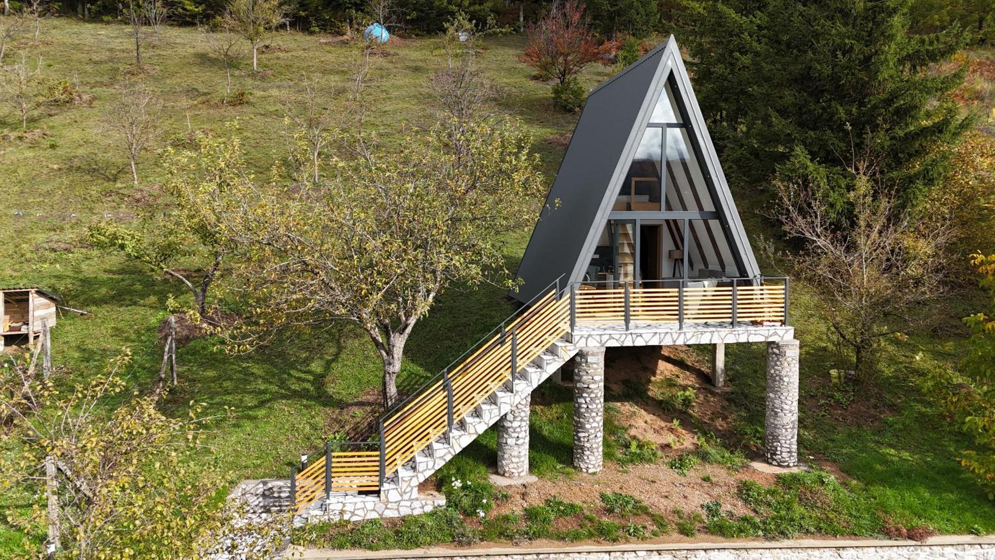 Fern Farm Tiny Home Мойковац Экстерьер фото